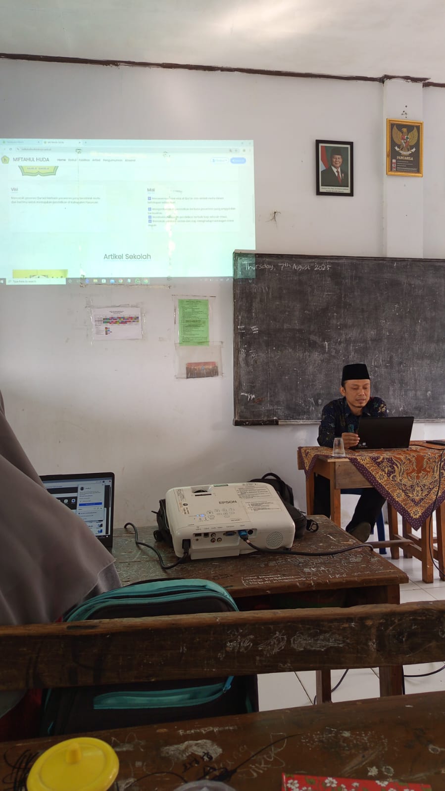 KEGIATAN STRATEGIS PENINGKATAN KUALITAS PENDIDIKAN DI LINGKUNGAN MTs YAYASAN MIFTAHUL HUDA KALIREJO